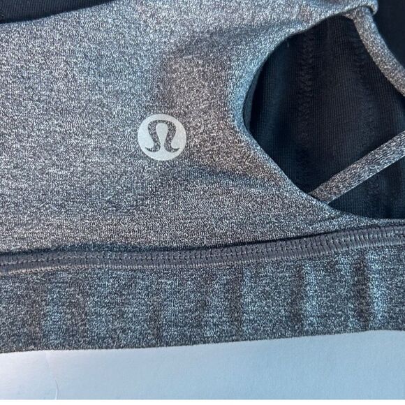 Lululemon Tied To It Sports Bra in Heathered Black Size 4 - Picture 7 of 7